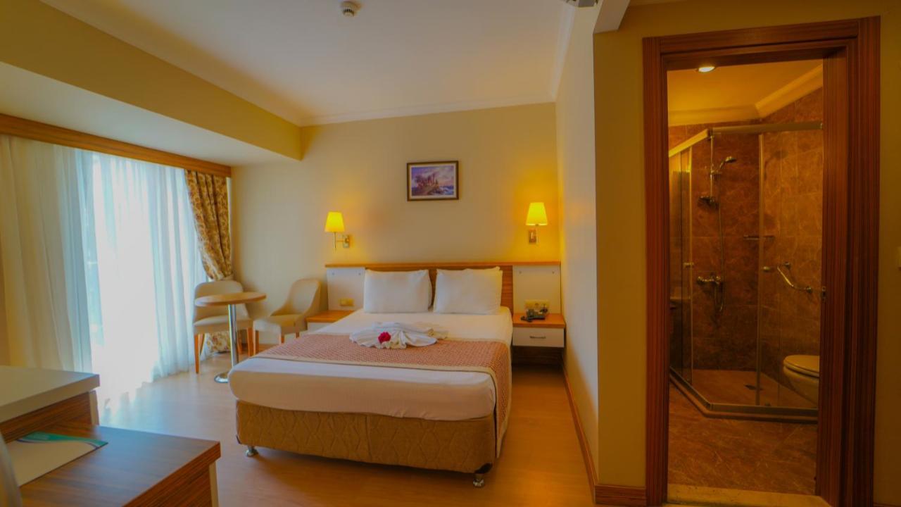 Aes Club Hotel Олудениз Экстерьер фото